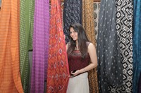 Shirin Shringar Inaugurates Pochampally IKAT Art Mela